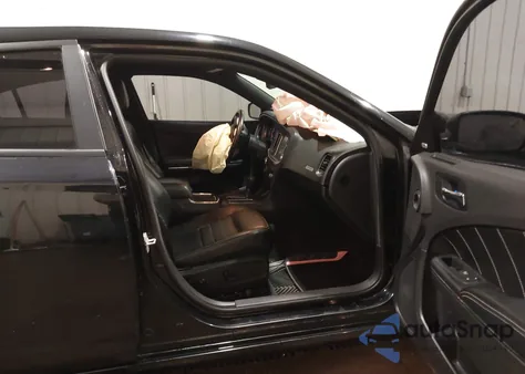 2011 Dodge Charger R/T z USA, uszkodzony, nr VIN 2B3CM5CT0BH610923